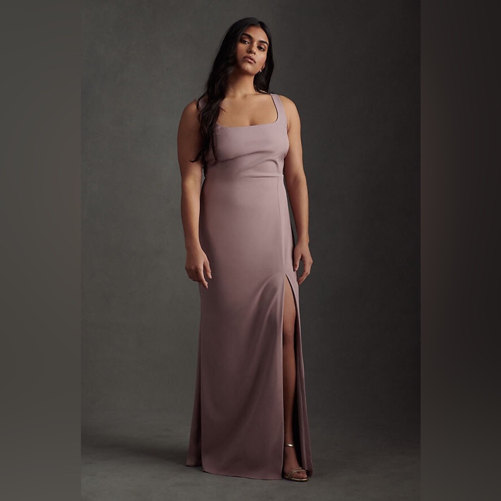 BHLDN Caterina Crepe Maxi Dress in dusty rose color. Size 4. Good condition.